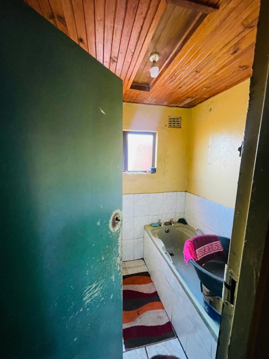 4 Bedroom Property for Sale in Mdantsane Nu 16 Eastern Cape
